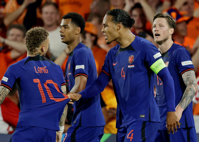 森德弗登新援融入球队，展现出色战术理念的简单介绍